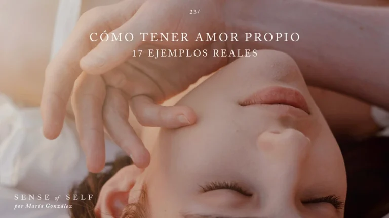 Una mujer con ojos cerrados y una mano acariciando su cara. Una imagen que ilustra Cómo tener Amor Propio: Ejemplos reales y lo que No es